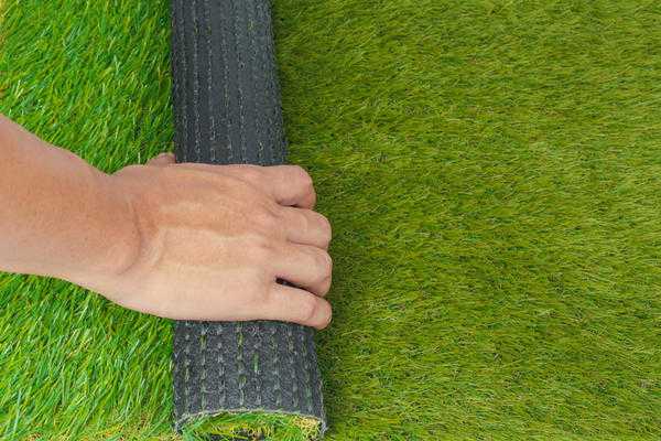 Искусственный газон - искусственная трава на даче
